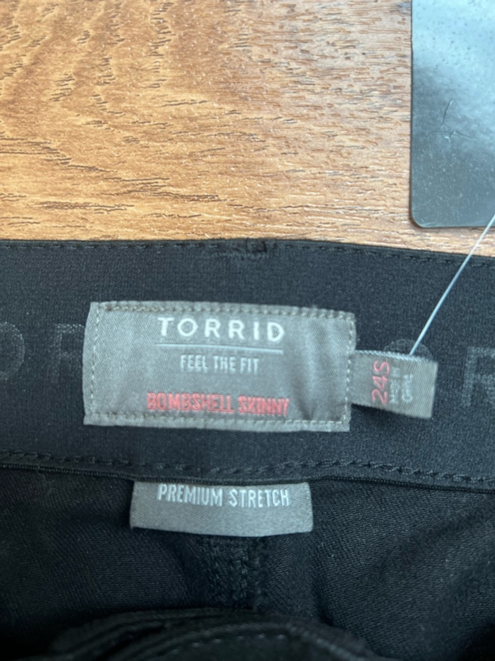 Torrid Bombshell Skinny Jeans 24S Black High Rise Distressed Stretch Plus Size - Picture 3 of 12